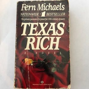 ⭐️5 for $15⭐️ Texas Rich by Fern Michaels | Book